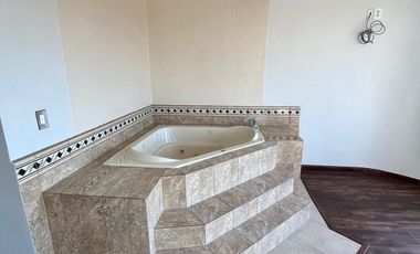 🏡 ¡Gran Oportunidad en Tijuana! Casa Residencial de Dos Niveles en Fraccionamiento Soler 🌟