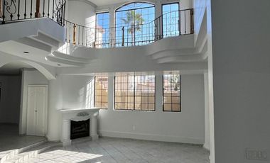 🏡 ¡Gran Oportunidad en Tijuana! Casa Residencial de Dos Niveles en Fraccionamiento Soler 🌟