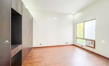 3 Bedroom 3BR Semi-furnished Townhouse for Sale at San Juan City Near. Xavier School