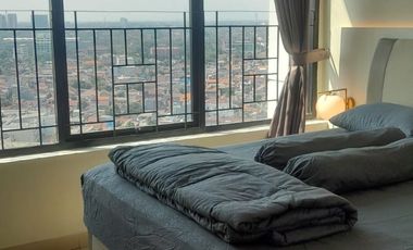 Disewa Apartemen Hamptons Park Furnished 3BR Uk105m² at Jakarta Selatan