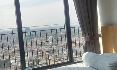 Disewa Apartemen Hamptons Park Furnished 3BR Uk105m² at Jakarta Selatan