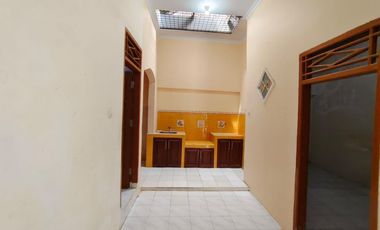 JUAL RUMAH 3 KAMAR DI RSS PEMDA CIPOCOK SERANG