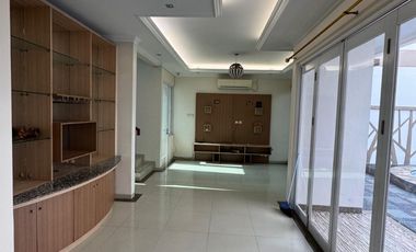 Disewa Rumah Modern Cantik Siap Huni di Metland Menteng Cakung Jakarta Timur