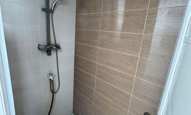 Disewa Rumah Modern Cantik Siap Huni di Metland Menteng Cakung Jakarta Timur