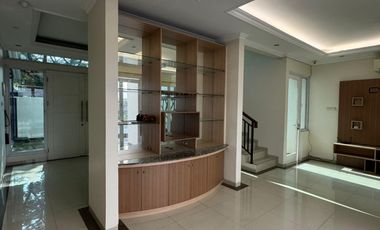 Disewa Rumah Modern Cantik Siap Huni di Metland Menteng Cakung Jakarta Timur