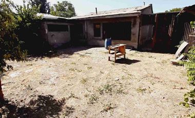 Amplio Terreno con Casa Solida Para Remodelar en La Granja