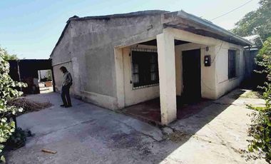 Amplio Terreno con Casa Solida Para Remodelar en La Granja