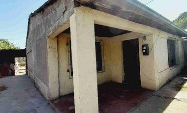 Amplio Terreno con Casa Solida Para Remodelar en La Granja