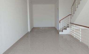 Disewa Ruko New East 3 Lantai Lokasi Sangat Strategis di JGC Jakarta Timur