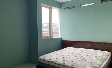 DIJUAL RUMAH MINIMALIS BARU RENOVASI JALAN BESAR MARGAHAYU RAYA, LOKASI STRATEGIS !