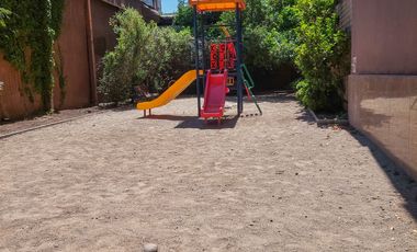 Comodo departamento dos dormitorios en Lira, Santiago Centro