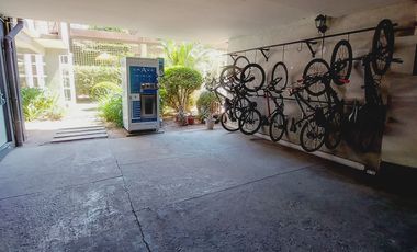 Comodo departamento dos dormitorios en Lira, Santiago Centro