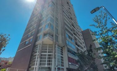 Comodo departamento dos dormitorios en Lira, Santiago Centro