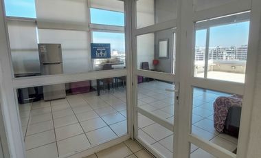 Comodo departamento dos dormitorios en Lira, Santiago Centro