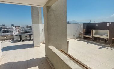 Comodo departamento dos dormitorios en Lira, Santiago Centro