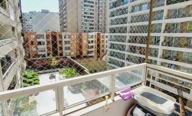 Comodo departamento dos dormitorios en Lira, Santiago Centro