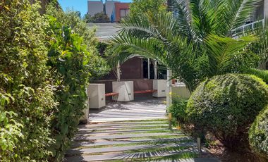 Comodo departamento dos dormitorios en Lira, Santiago Centro