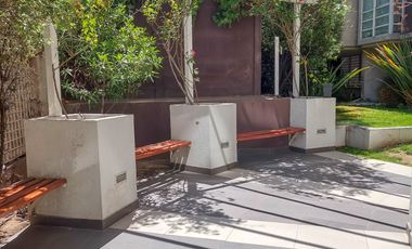 Comodo departamento dos dormitorios en Lira, Santiago Centro