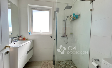 Fabulosa Casa En Sector Las Mercedes De Requínoa.