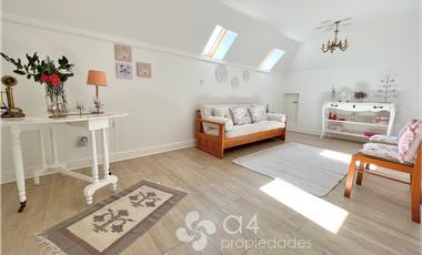 Fabulosa Casa En Sector Las Mercedes De Requínoa.