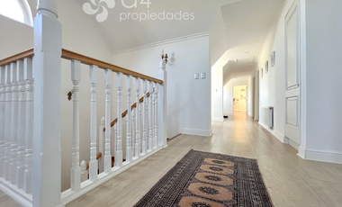 Fabulosa Casa En Sector Las Mercedes De Requínoa.