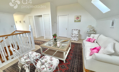 Fabulosa Casa En Sector Las Mercedes De Requínoa.