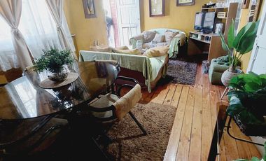 SITIO DE 11X14 CON CASA PARA PROYECTO O REMODELACIÓN