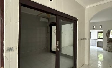 CHEAP HOUSE VERY STRATEGIC LOCATION— NEAR SEMINYAK, KUTA, BALI