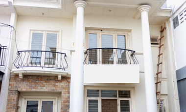 Dijual Rumah Hoek Mutiara Taman Palem uk 8x15