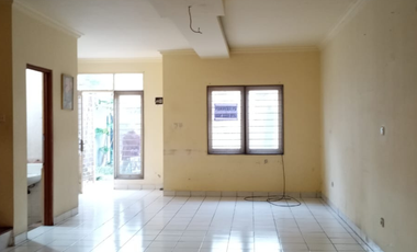 Dijual Rumah Hoek Mutiara Taman Palem uk 8x15