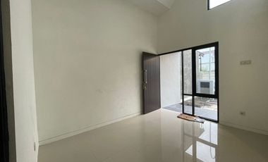 SEWA RUMAH BARU MURAH DI PERUMAHAN SURYA BREEZE PURI SURYA JAYA GEDANGAN