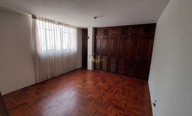 Departamento en Esquina La Molina