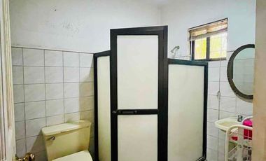 PRIME RESIDENTIAL LOT WITH OLD HOUSE AT LOYOLA GRAND VILLAS