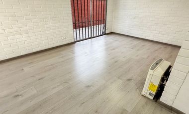 Casa 2 Pisos Fernando Rioja, La Cisterna / 5D 4B Estacionamientos