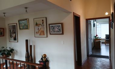 LINDA CASA CAMPESTRE PERO A POCOS METROS DEL AREA URBANA