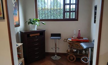 LINDA CASA CAMPESTRE PERO A POCOS METROS DEL AREA URBANA