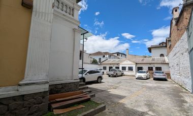 Venta de Casa Patrimonial, Mariscal y Amazonas, Quito, Ecuador