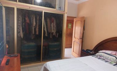 VENTA DE CASA ESQUINERA DE 3 PISOS EN SANTA ROSA