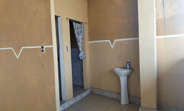 VENTA DE CASA ESQUINERA DE 3 PISOS EN SANTA ROSA