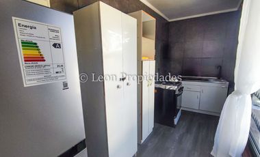 Leon Propiedades vende Gran casa en Curacaví centro.
