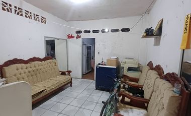 SE VENDE 2 CASAS CON 2 FRENTES, SUPERFICIE TOTAL 600 M². QUININDE – ESMERALDAS - ECUADOR