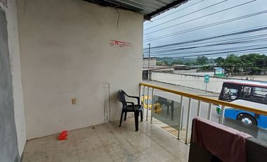 SE VENDE 2 CASAS CON 2 FRENTES, SUPERFICIE TOTAL 600 M². QUININDE – ESMERALDAS - ECUADOR