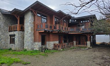 Amplia Casa en Los Lagos