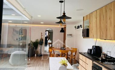 (D-1075) Vendo Departamento en Cuenca, Primero de Mayo 3 dormitorios 1 garaje