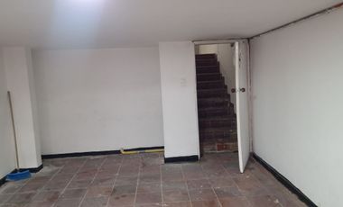 ARRIENDO CASA COMERCIAL BARRIO SAN VICENTE