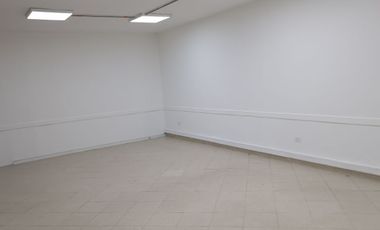 ARRIENDO CASA COMERCIAL BARRIO SAN VICENTE