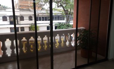 ARRIENDO CASA COMERCIAL BARRIO SAN VICENTE