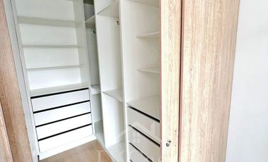 (D-1079) Vendo Departamento en Cuenca en zona exclusiva – Remigio Crespo – 2dormitorio,  garaje y bodega