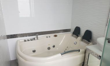 Casa en Renta en Cumbayá, cerca a USFQ