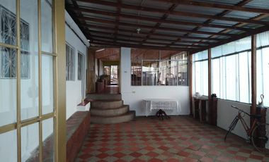 SE ARRIENDA HERMOSA CASA SÚPER AMPLIA ZIPAQUIRA - PACHO